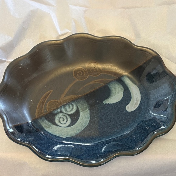 Scalloped Edge Pavlo Pottery Hand Handcrafted Platter From Rockton Ontario - Picture 3 of 6